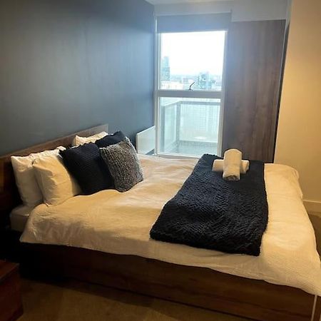 Lovely 2-Bedroom Condo With Balcony Manchester Dış mekan fotoğraf